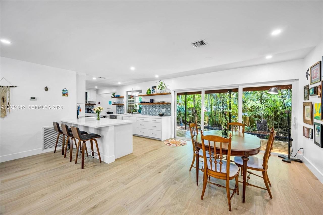 7741 Sw 53rd Pl - Photo 6 of 36