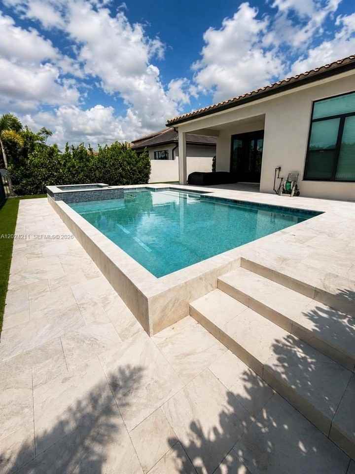 8939 Grand Prix Ln #8939 - Photo 5 of 25