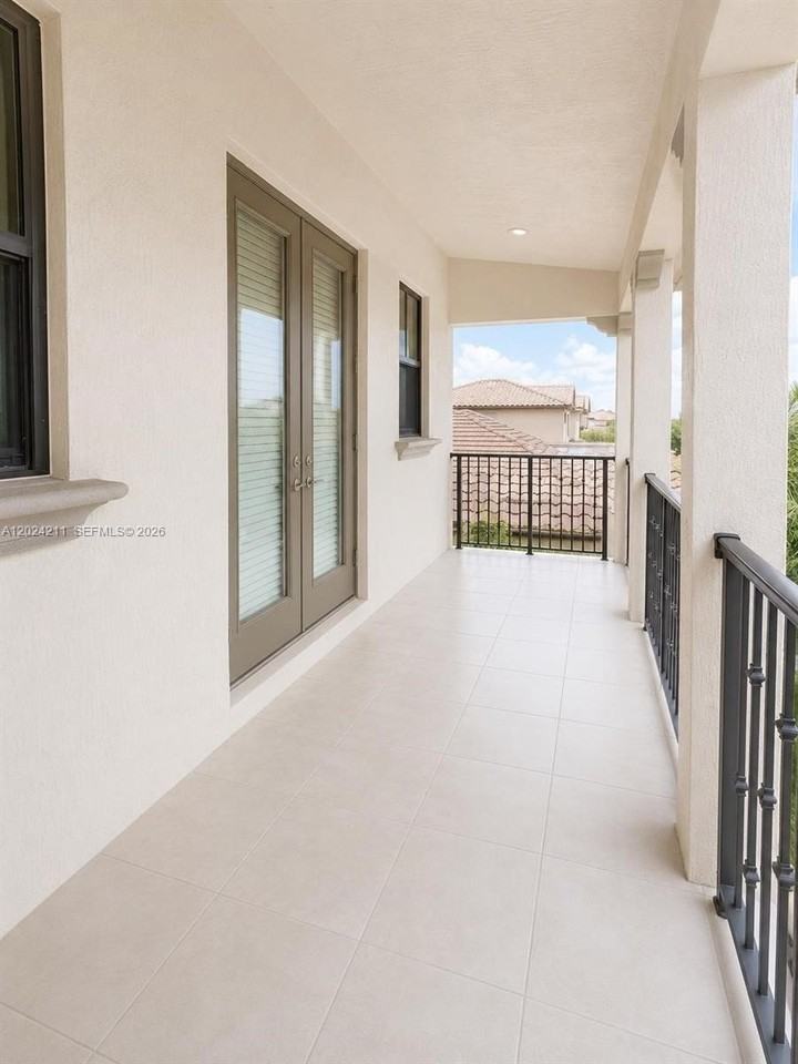 8939 Grand Prix Ln #8939 - Photo 7 of 25