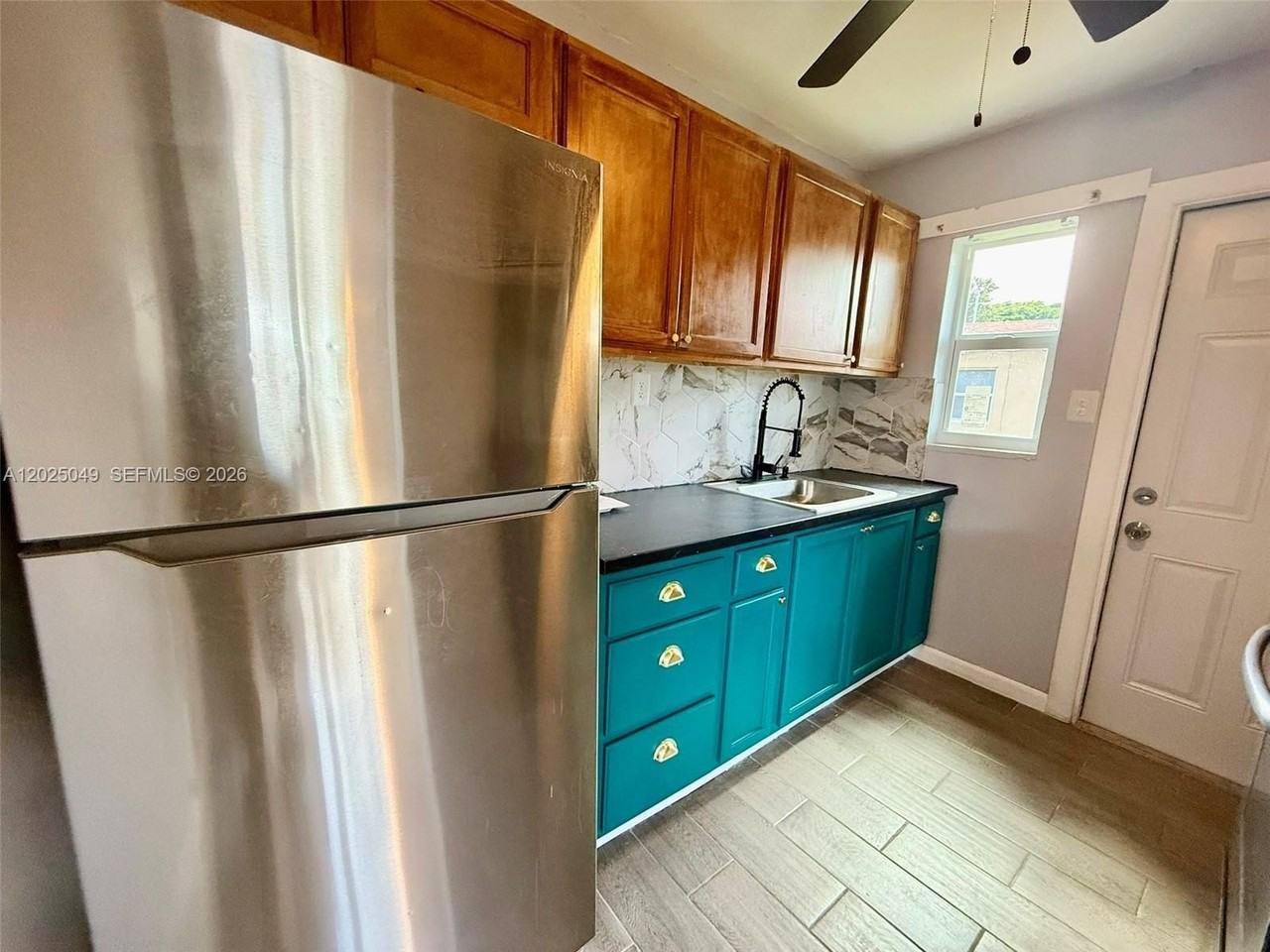 4030 Sw 28th St - Photo 6 of 13