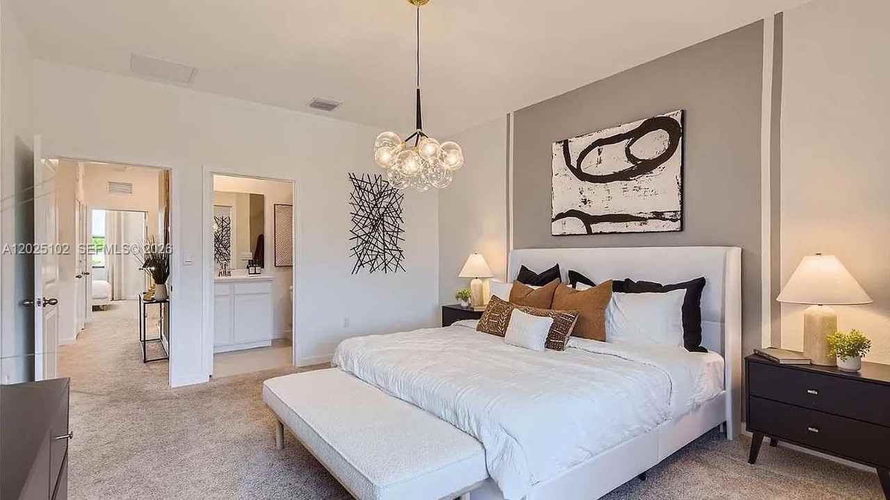 876 Nw 3rd Way - Photo 6 of 28