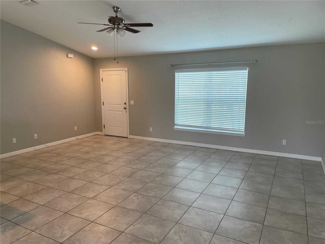 10136 Willmington Blvd - Photo 7 of 13