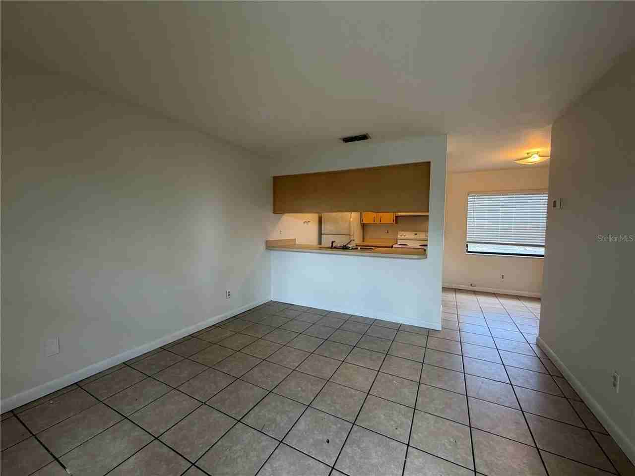 2117 Citrus Blvd #4 - Photo 3 of 6