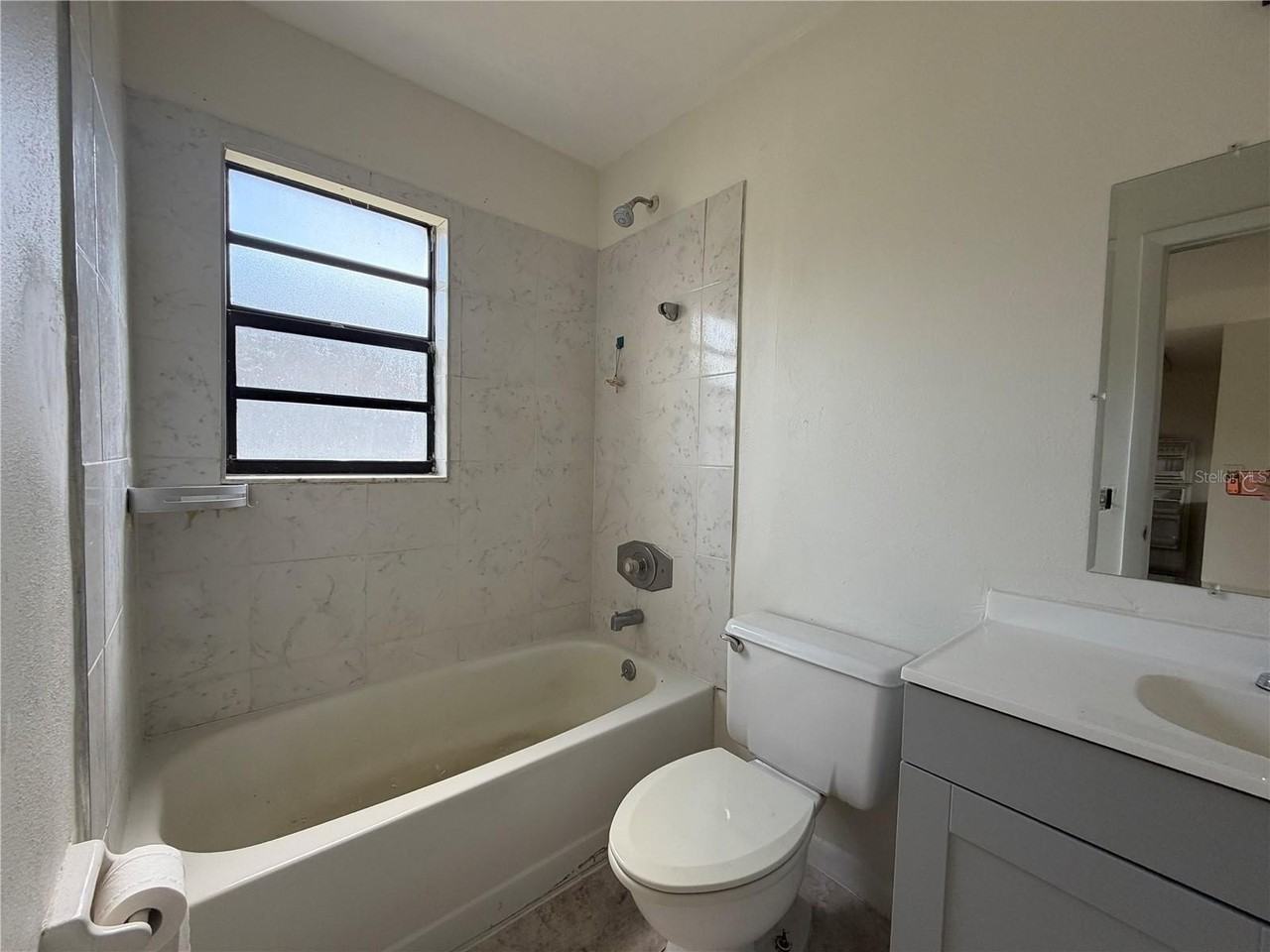 2117 Citrus Blvd #4 - Photo 6 of 6