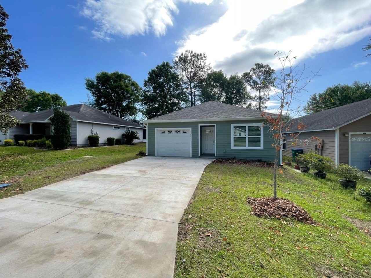 11507 Nw 74th Ter - Photo 2 of 23