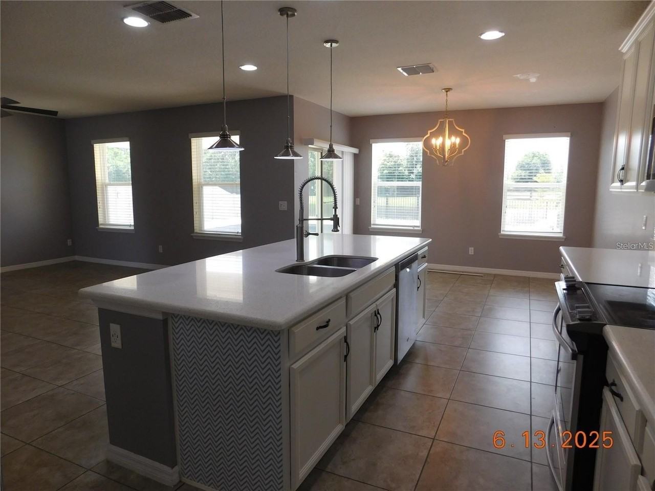 3199 Turret Dr - Photo 5 of 50