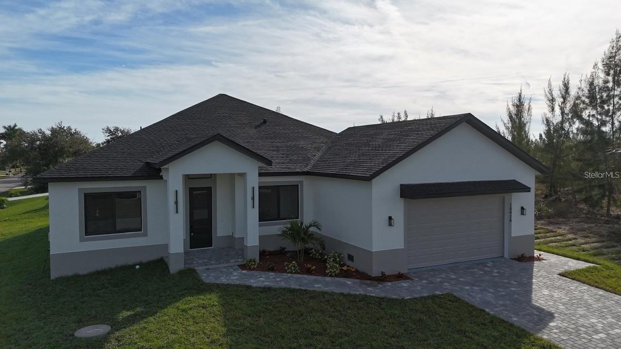 10426 Live Oak Rd - Photo 2 of 50