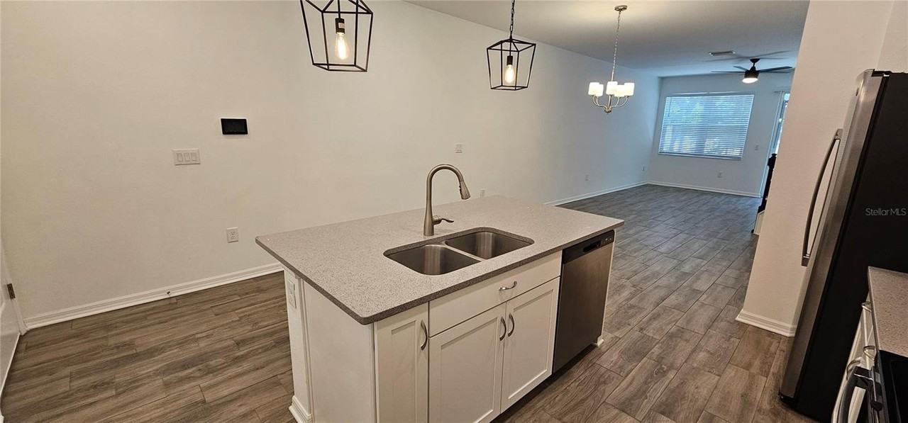 4012 Via Sienna Cir - Photo 4 of 27
