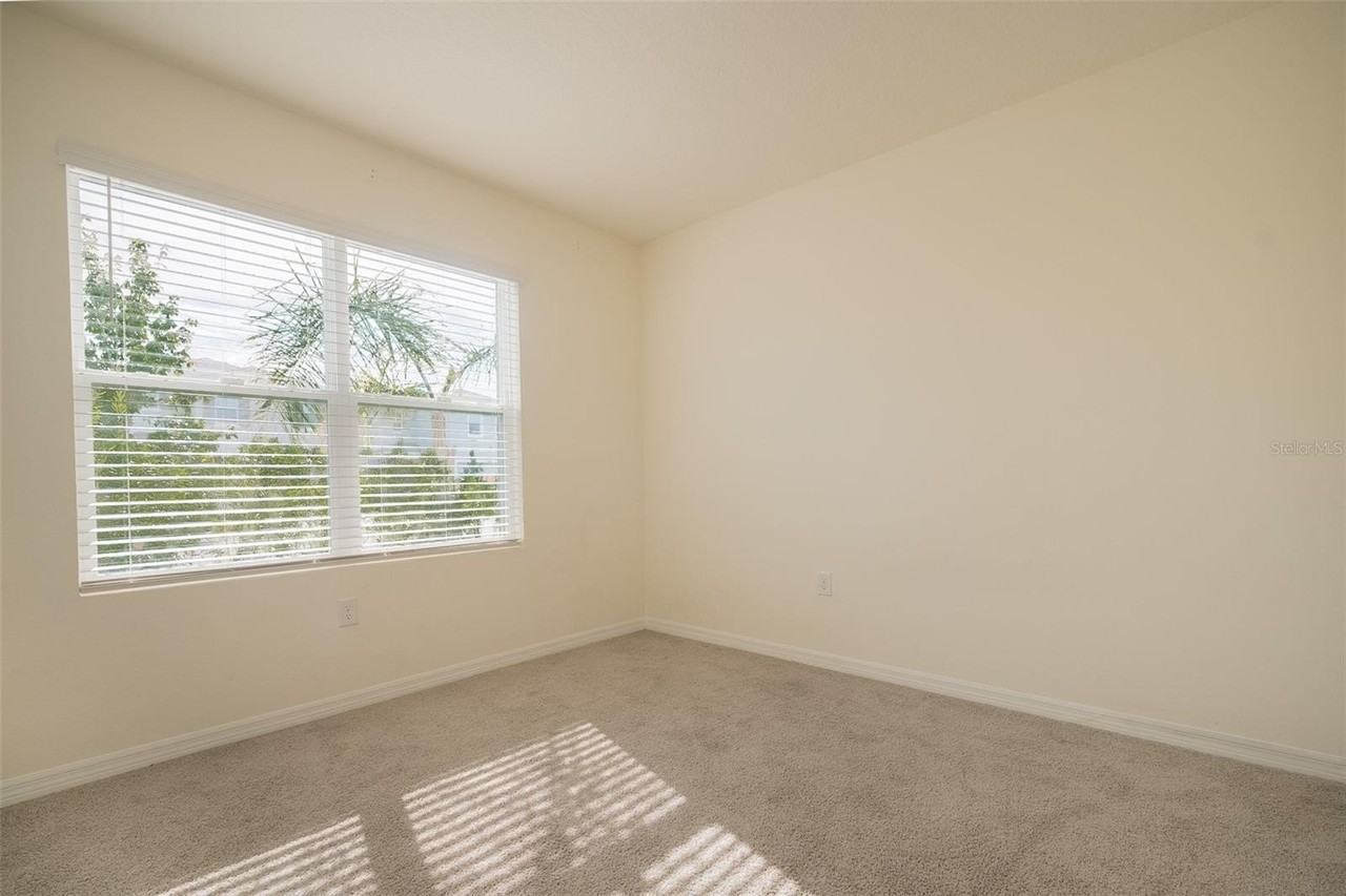8318 Claw Glades Loop - Photo 7 of 36