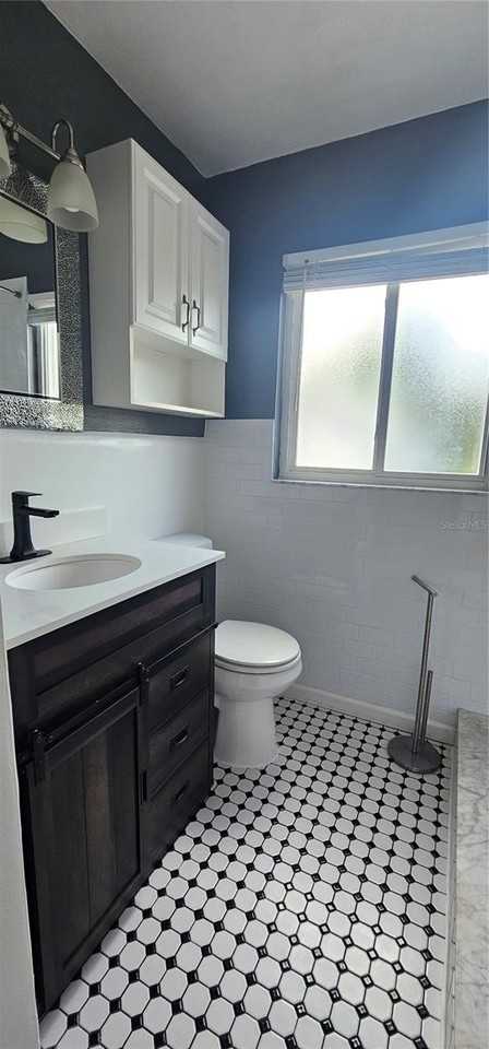 2611 17th Ave N - Photo 5 of 12