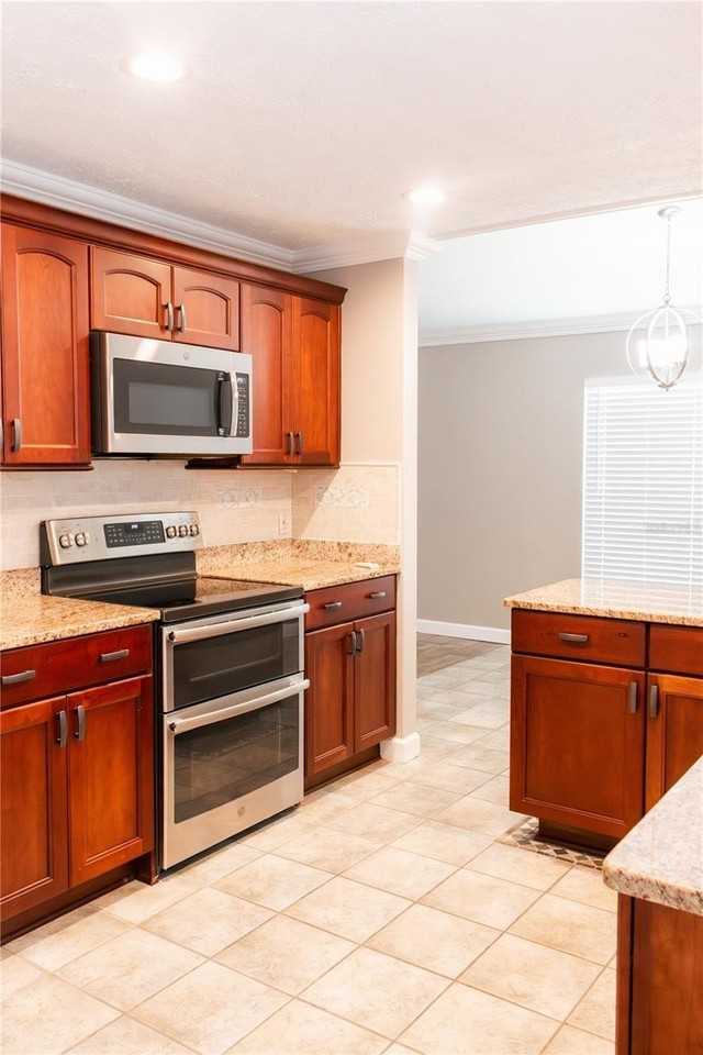 6711 S Sheridan Rd - Photo 7 of 20