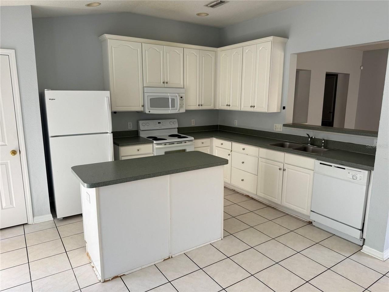 10925 Subtle Trail Dr - Photo 4 of 8