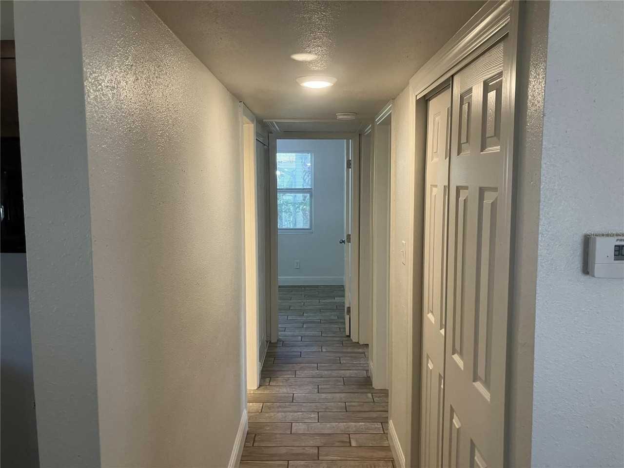 315 S Seminole Ave - Photo 5 of 12