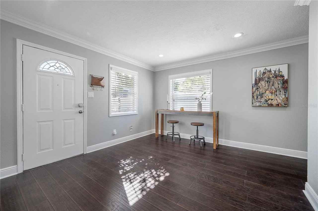 2902 N Jefferson St - Photo 7 of 47