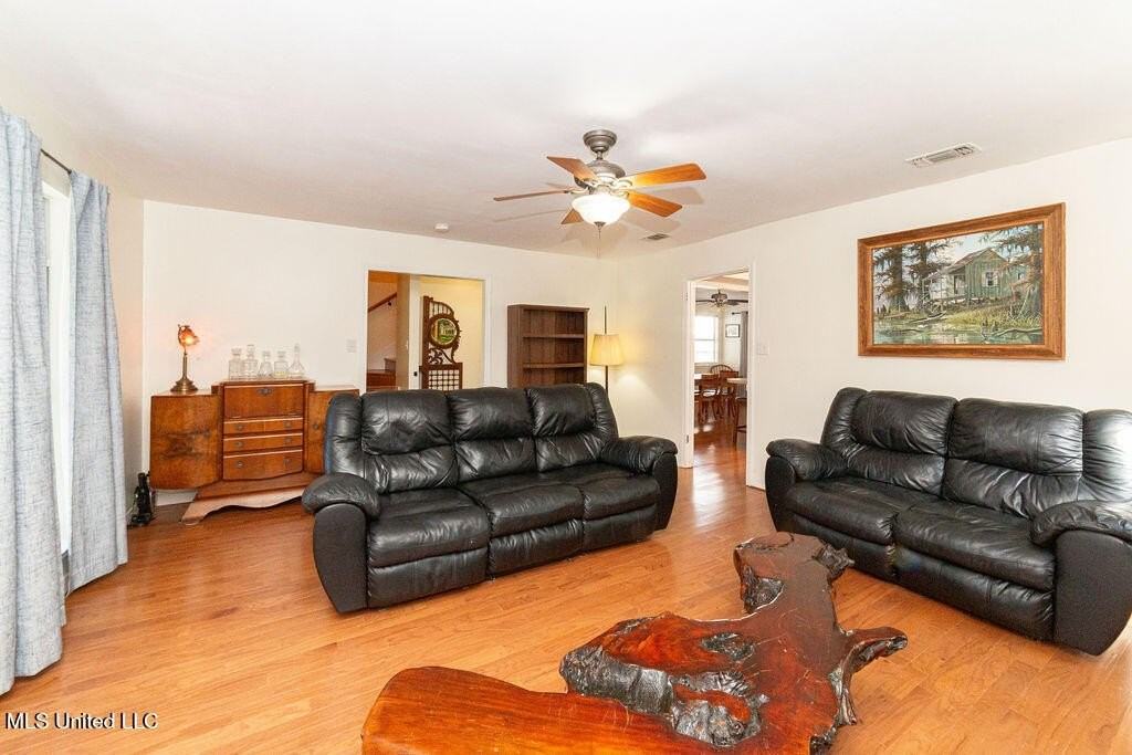 114 Menge Ave - Photo 7 of 50