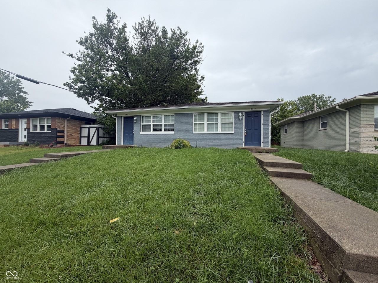 2417 N Bolton Ave - Photo 3 of 9