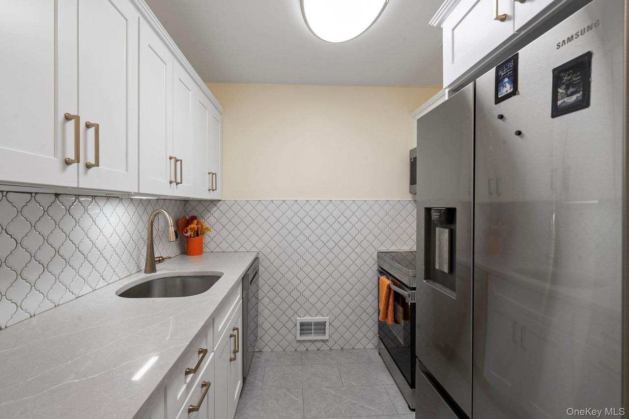 54 School St #121 - Photo 2 of 15