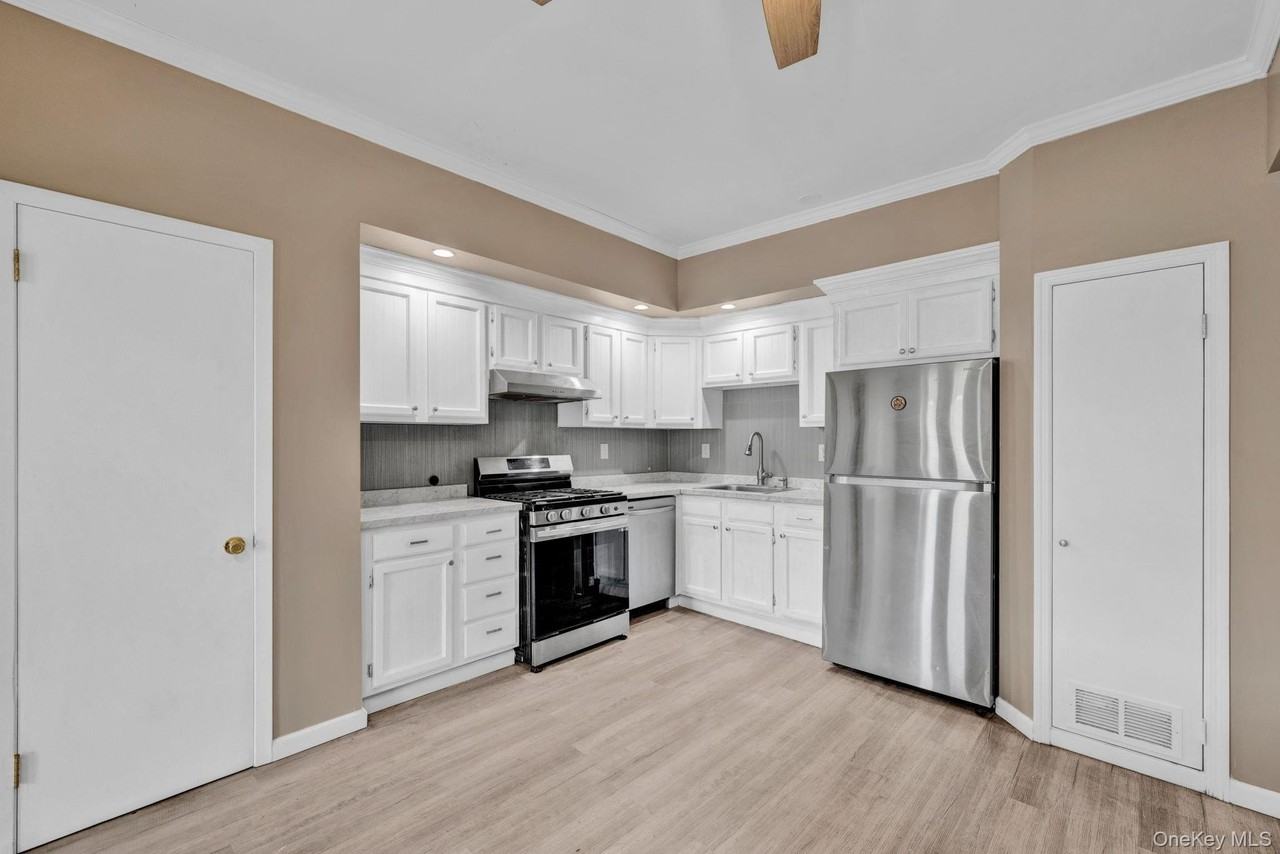 85 Main St #3rdFL - Photo 5 of 15