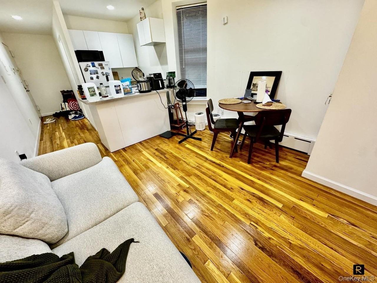 423 E 75th St #3A - Photo 5 of 11