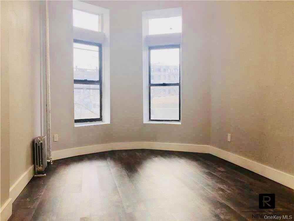 605 W 179th St #3 - Photo 3 of 10