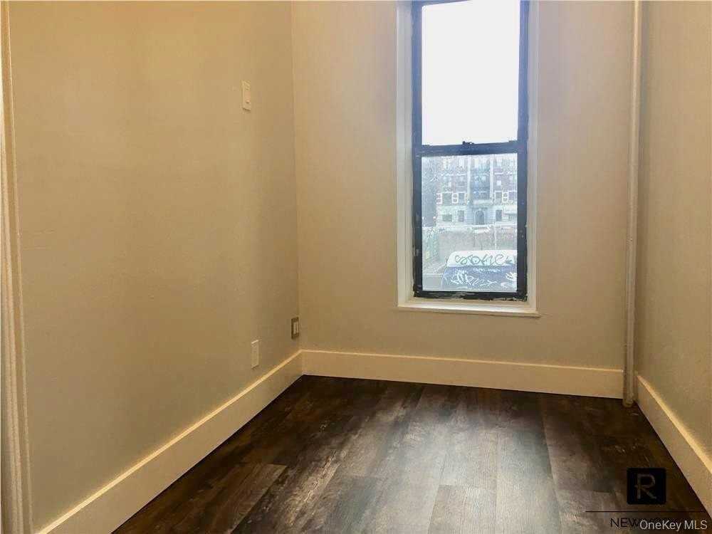 605 W 179th St #3 - Photo 5 of 10