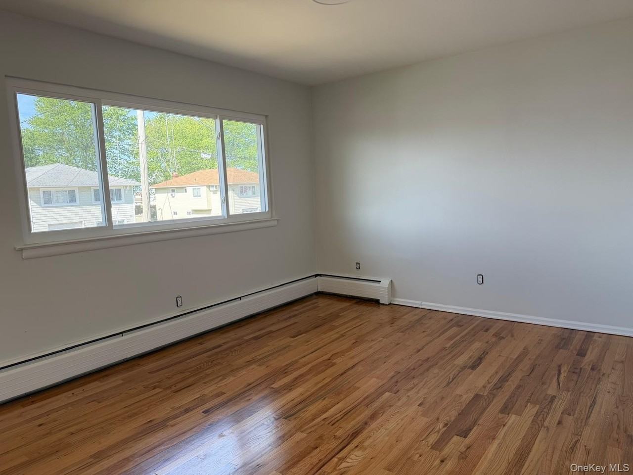 65 Florida Ave - Photo 3 of 17