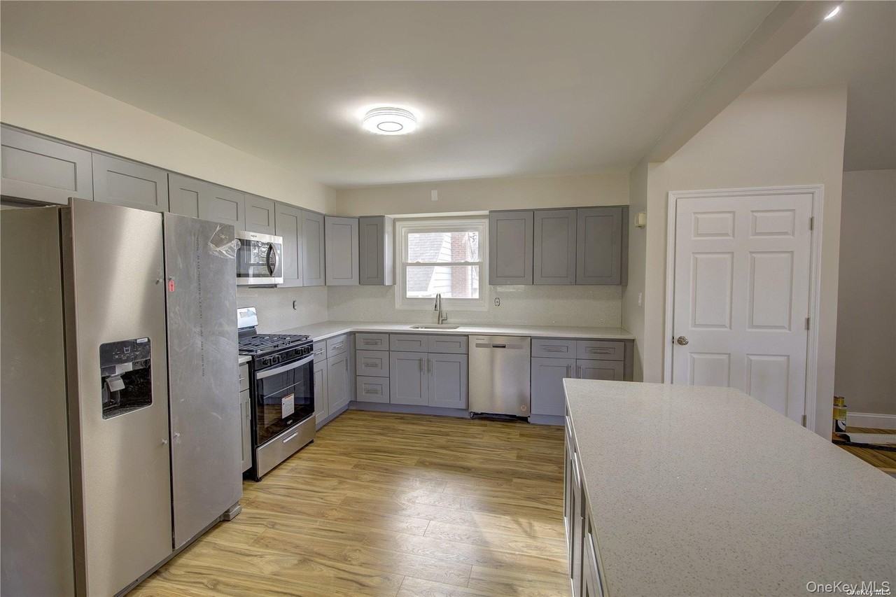 207 Catherine Ave - Photo 3 of 24