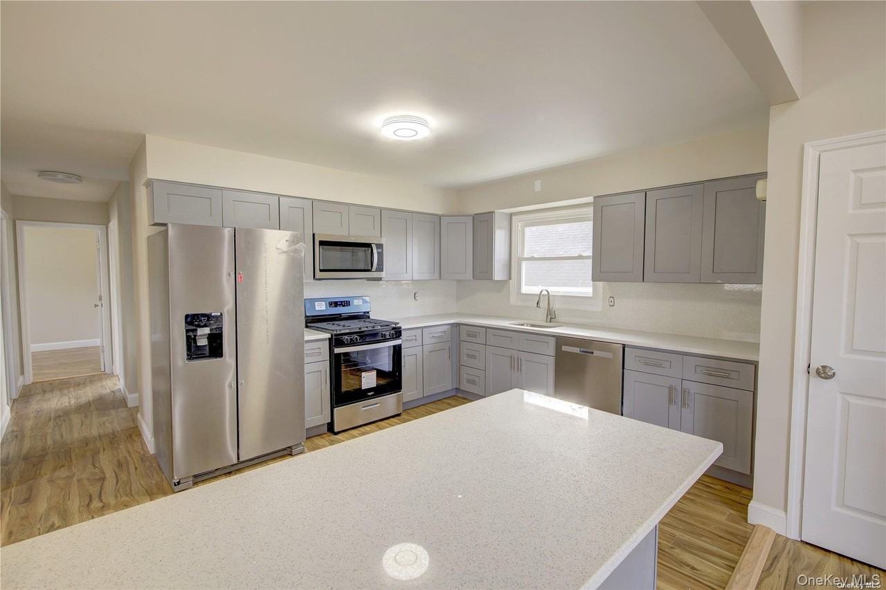 207 Catherine Ave - Photo 4 of 24