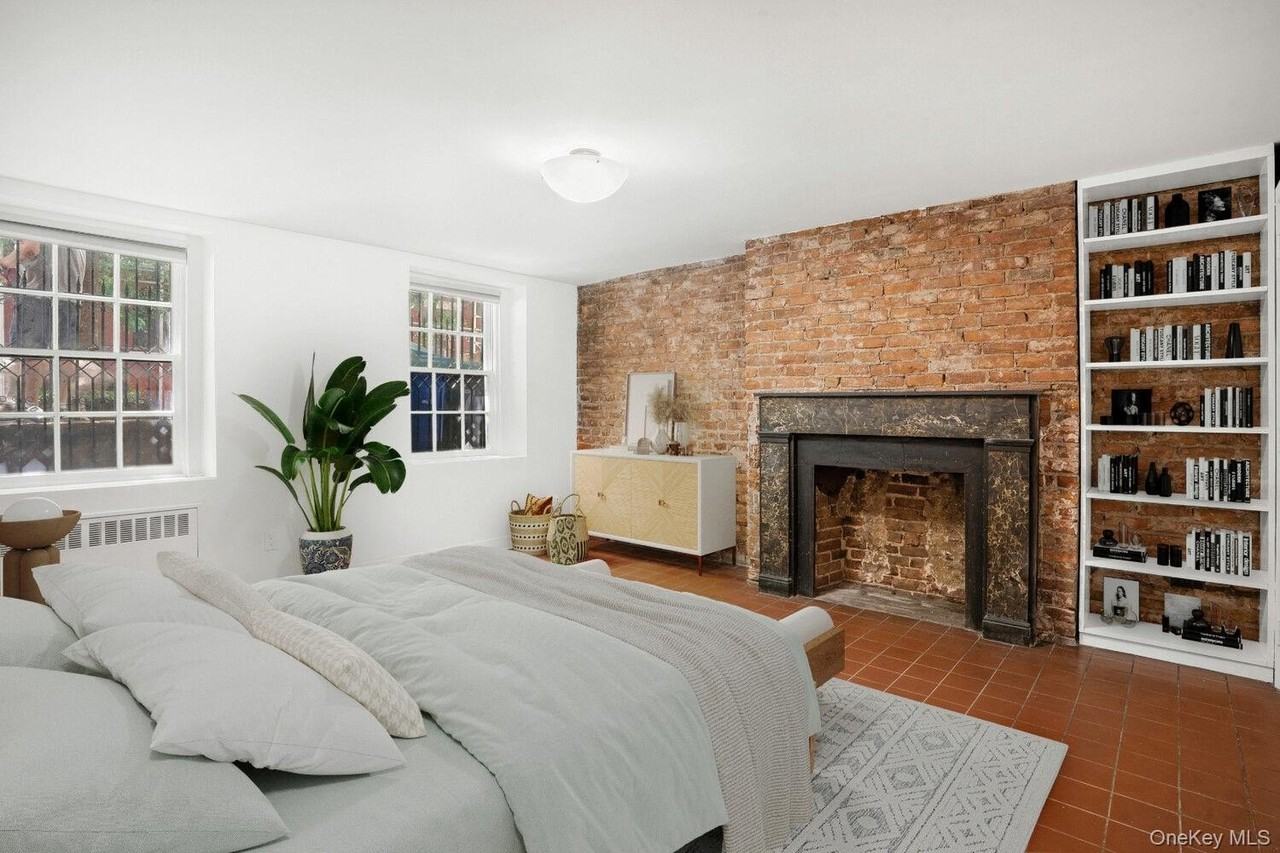 71 Horatio St #1 - Photo 7 of 15