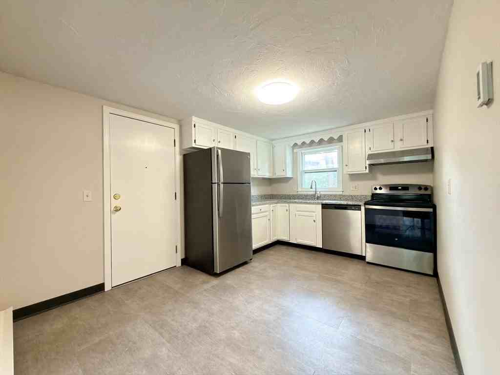 1 Annaberry Ln #1A - Photo 4 of 22