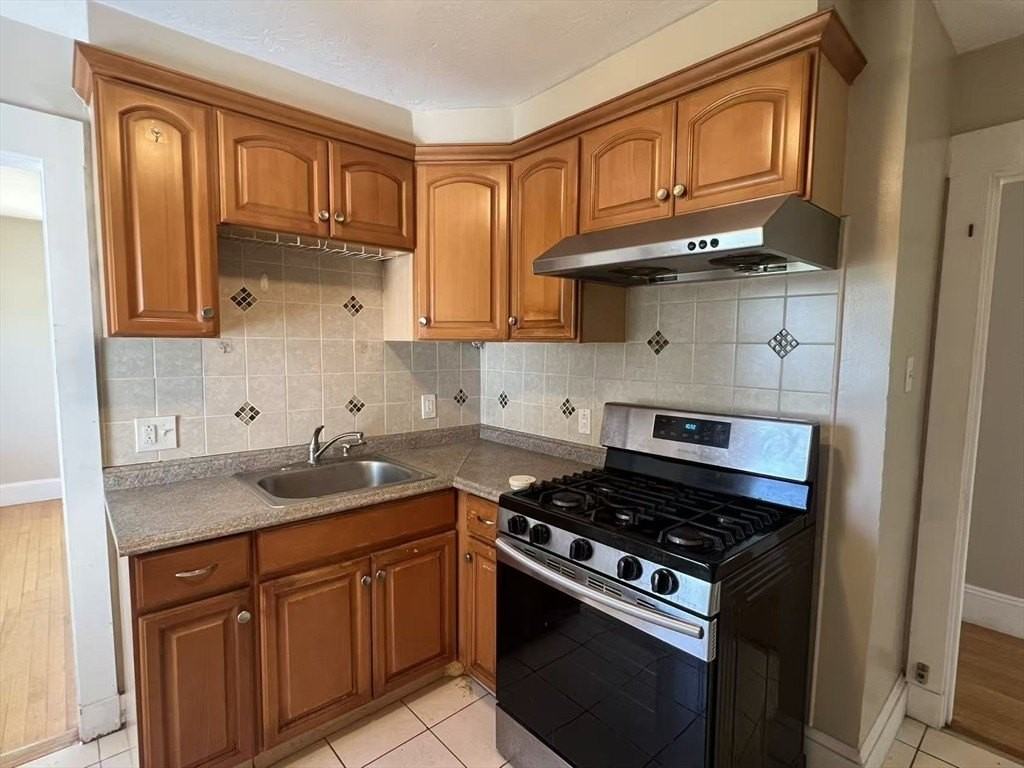 86 Greene St #2 - Photo 2 of 10