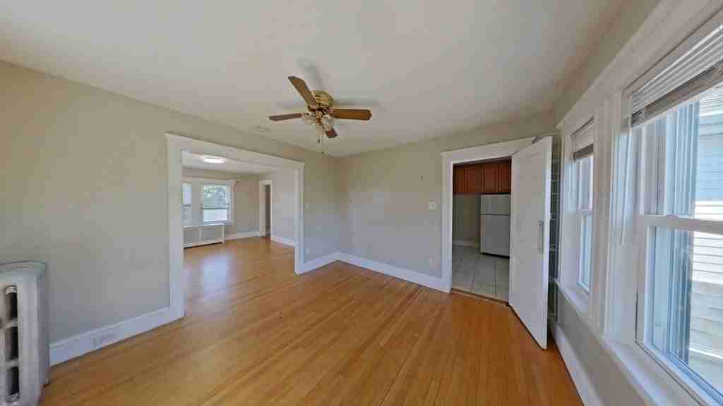 86 Greene St #2 - Photo 5 of 10