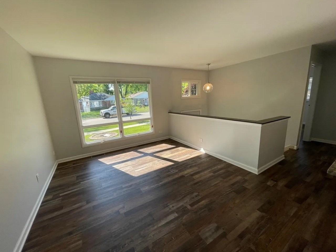 70 Walnut Ct - Photo 4 of 11
