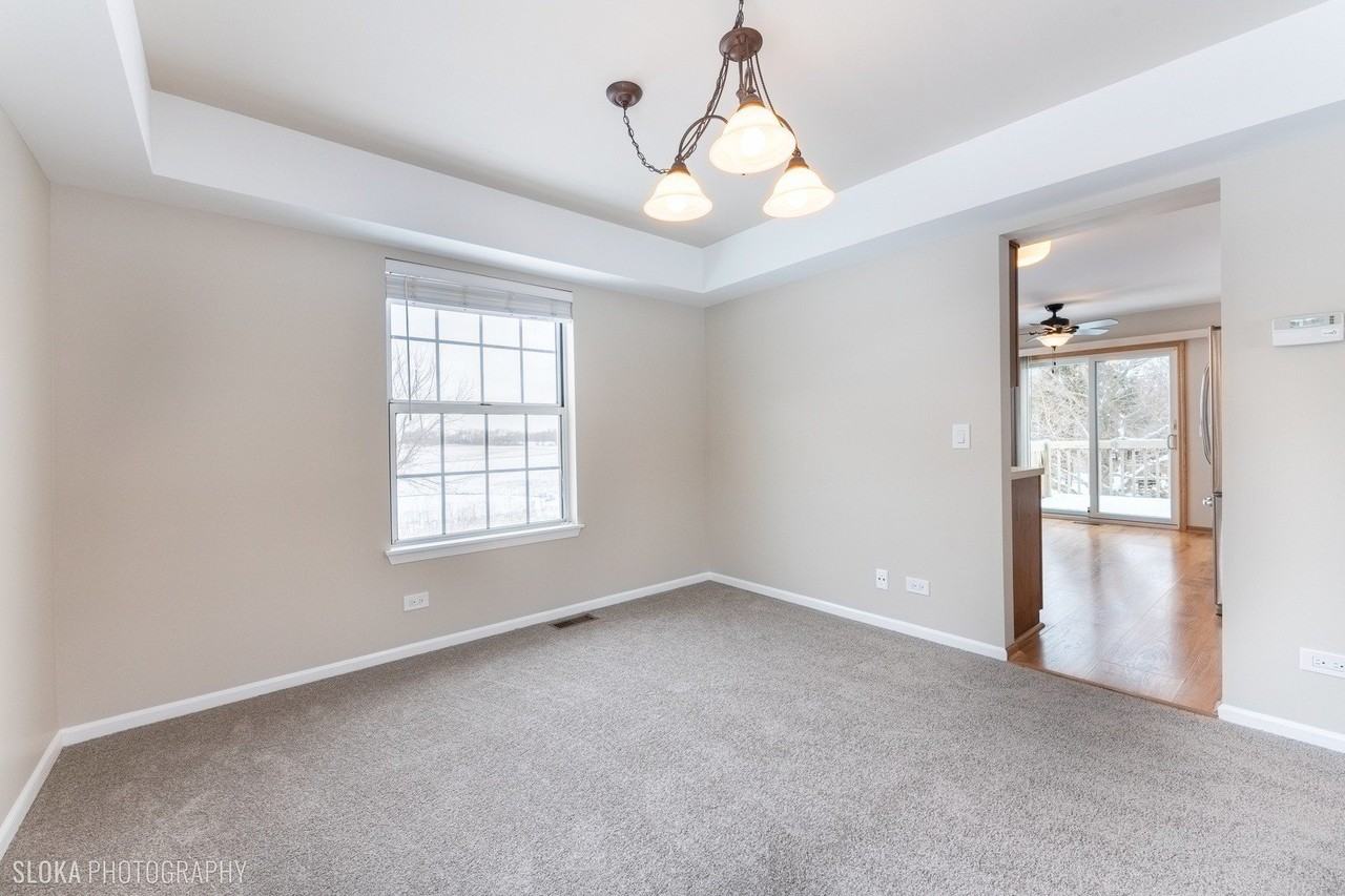 554 Abbeywood Dr - Photo 5 of 26