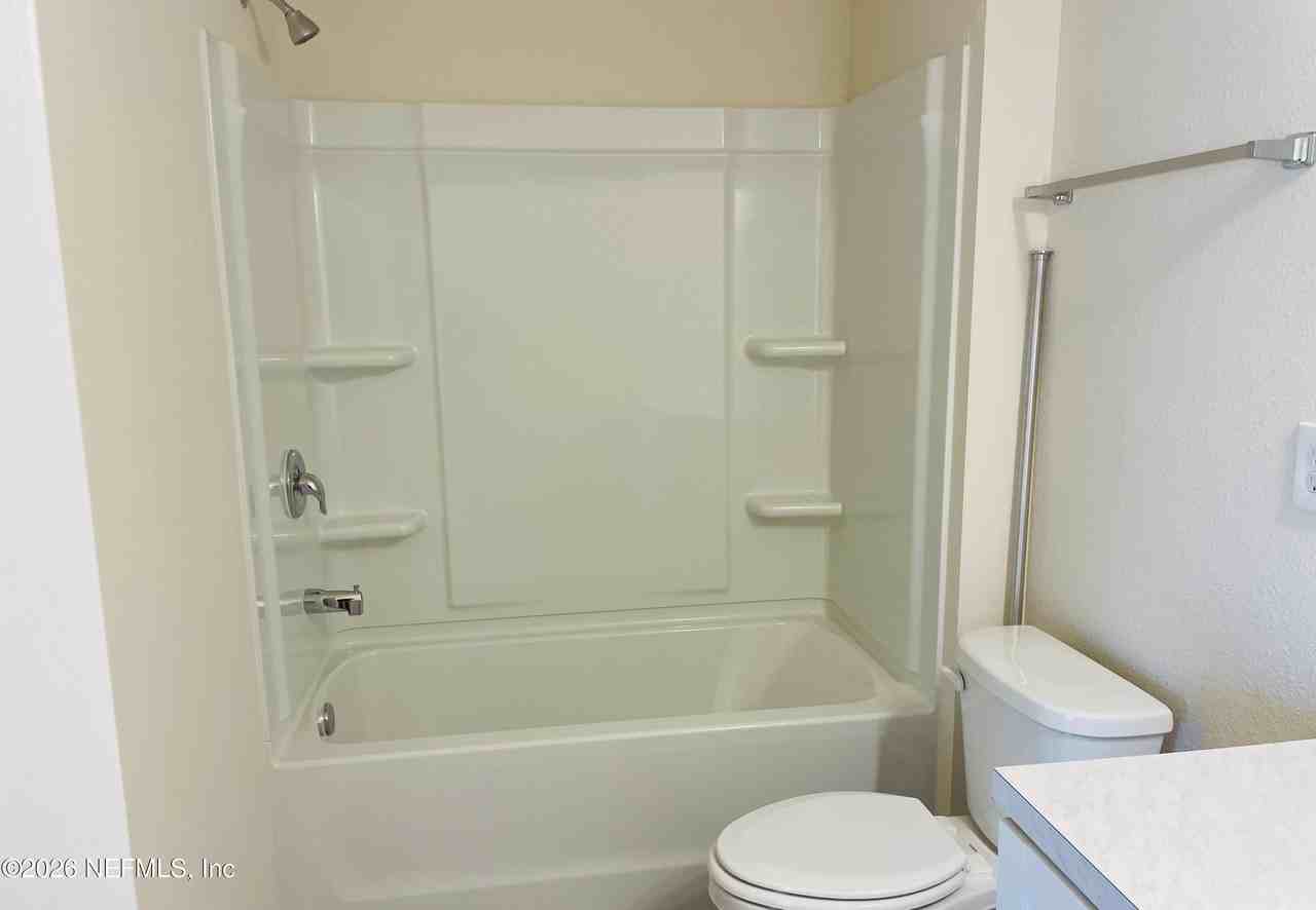 291 Pasadena Dr - Photo 3 of 15