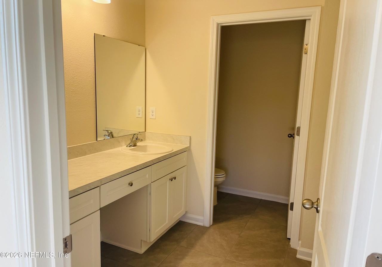 291 Pasadena Dr - Photo 4 of 15