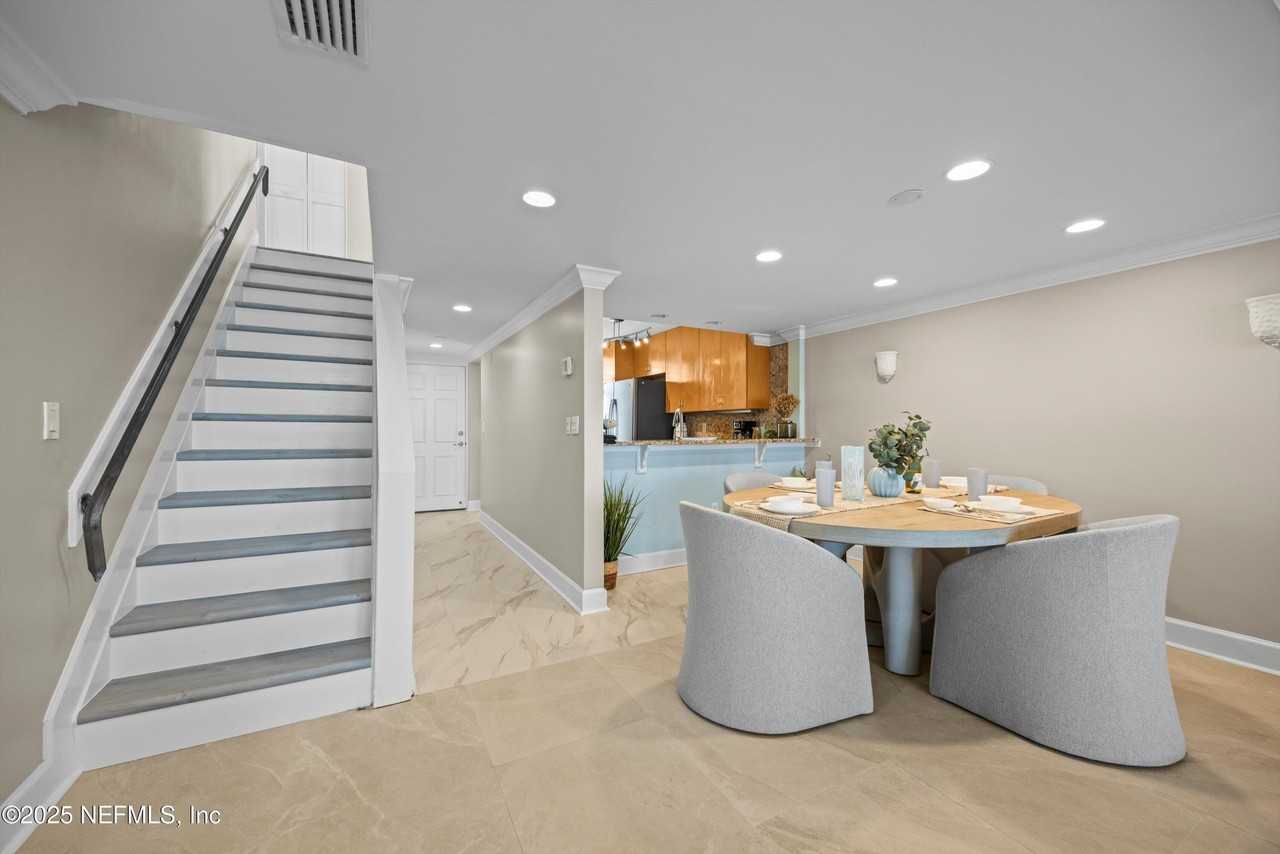 2100 Ocean Dr S #PH2 - Photo 4 of 50