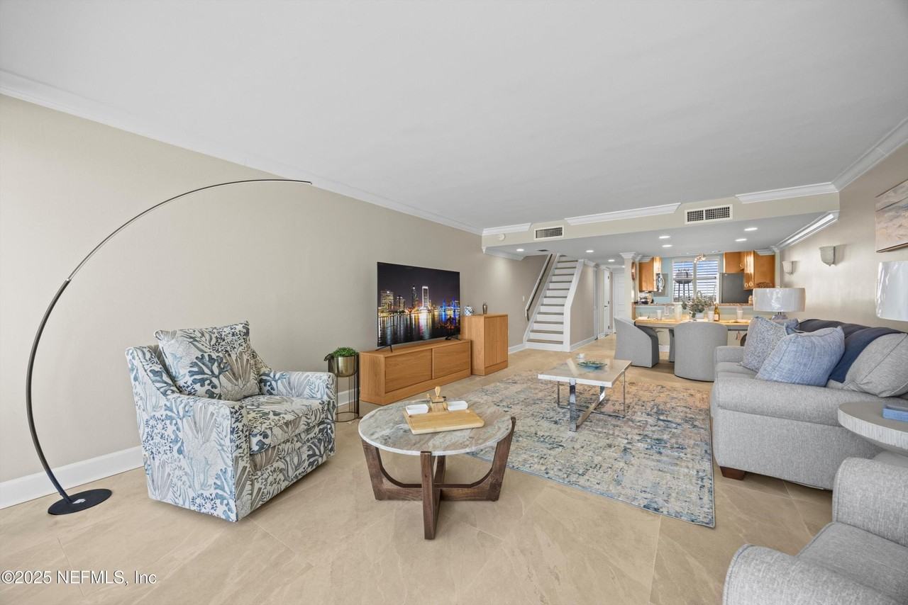 2100 Ocean Dr S #PH2 - Photo 6 of 50