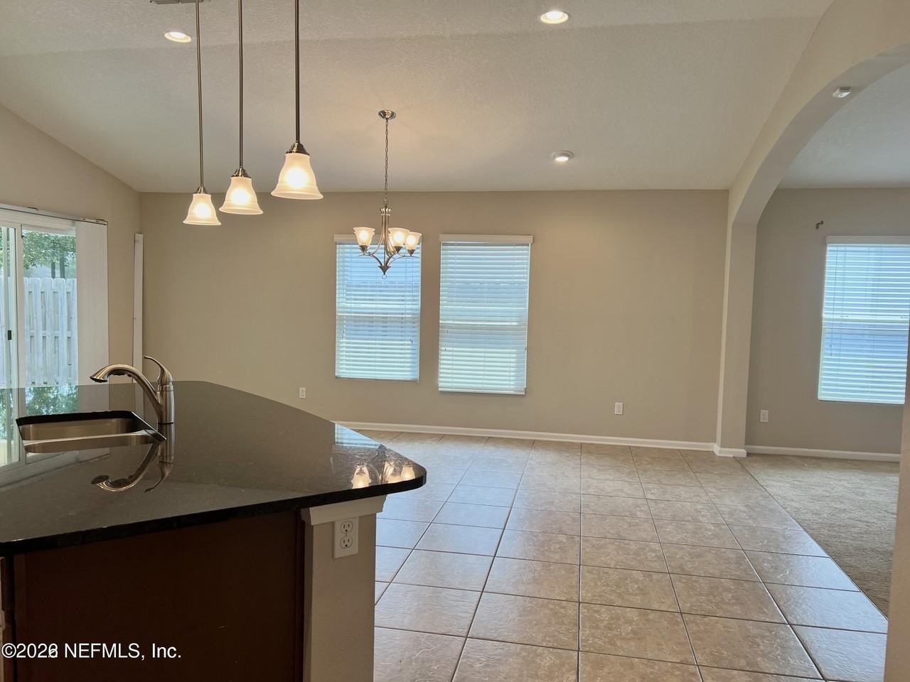 1009 Mayfair Creek Ct - Photo 6 of 18