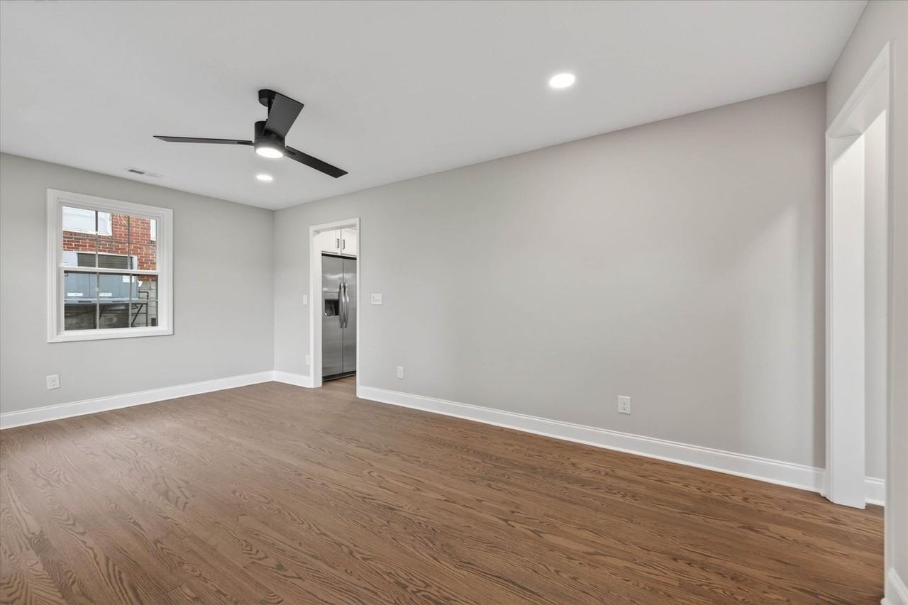 221 Clearview Dr - Photo 6 of 39