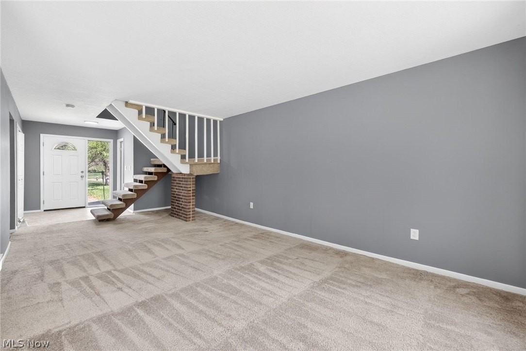 9582 Fernwood Dr - Photo 6 of 35