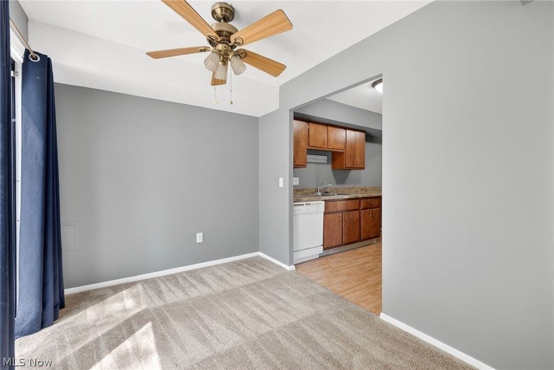 9582 Fernwood Dr - Photo 7 of 35