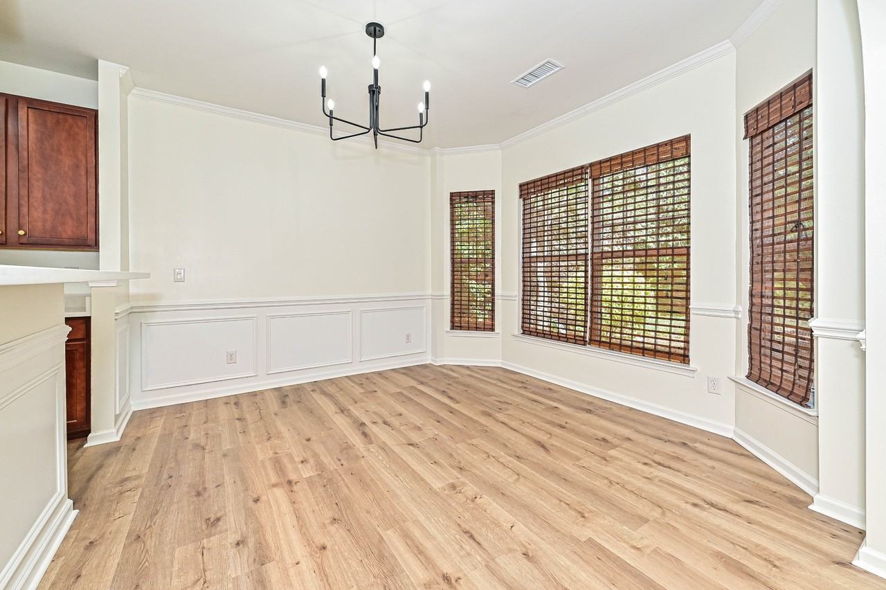 10208 Old Carolina Dr #1 - Photo 5 of 28