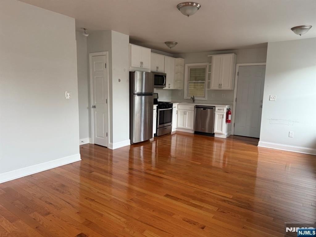 25 Pine St #27B - Photo 5 of 7