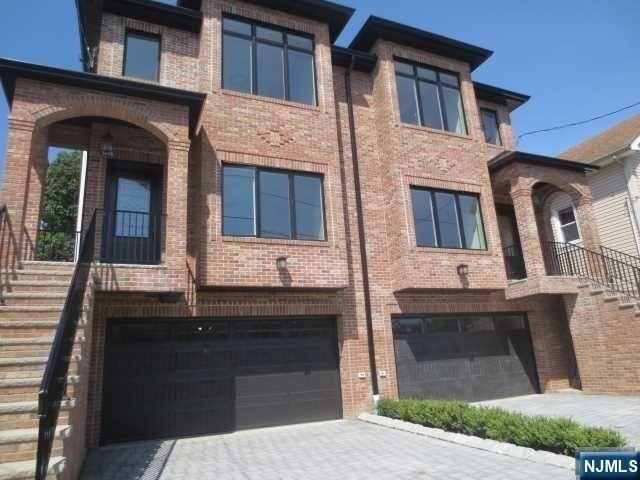 427 Westview Pl #A - Photo 2 of 23