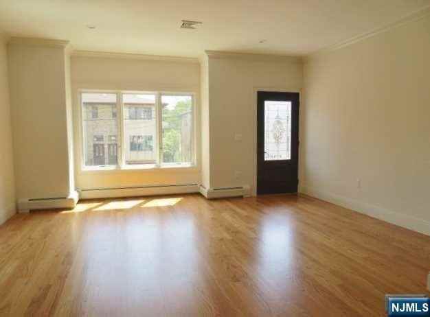 427 Westview Pl #A - Photo 3 of 23