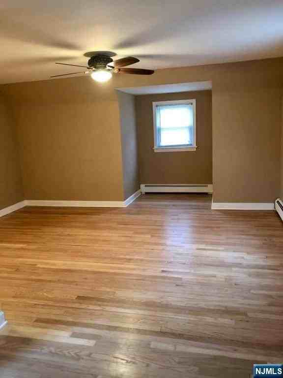 105107 Canterbury Ave #2 - Photo 3 of 6