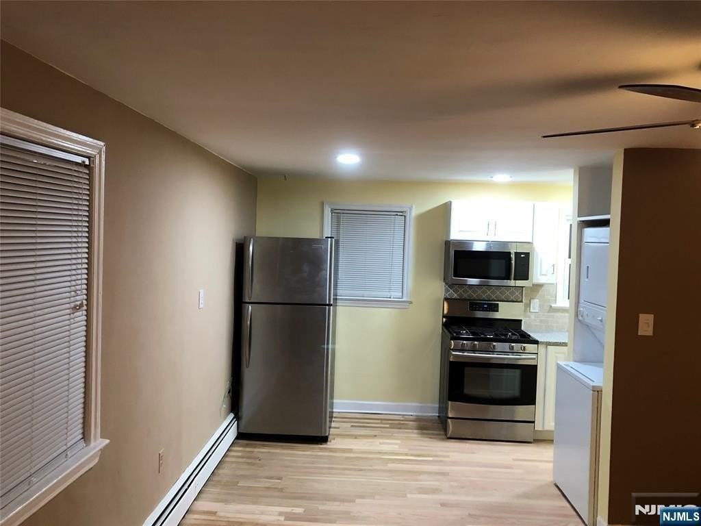 105107 Canterbury Ave #2 - Photo 4 of 6