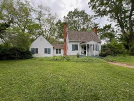 featured image of 271 S Sioux Rd
