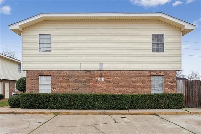 8897 Richmond Dr - Photo 2 of 18